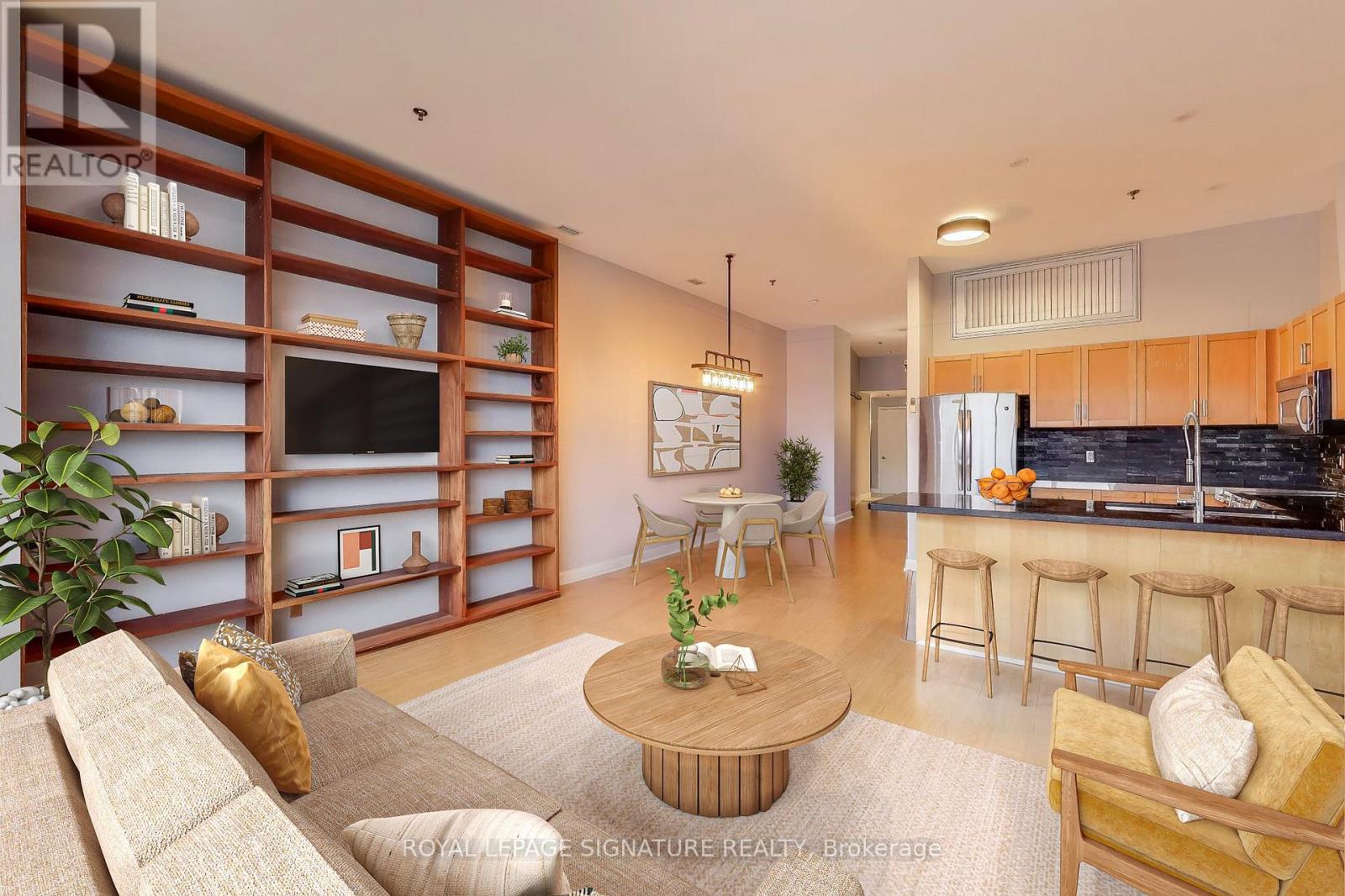 801 - 700 King Street W, Toronto, Ontario  M5V 2Y6 - Photo 2 - C13023004