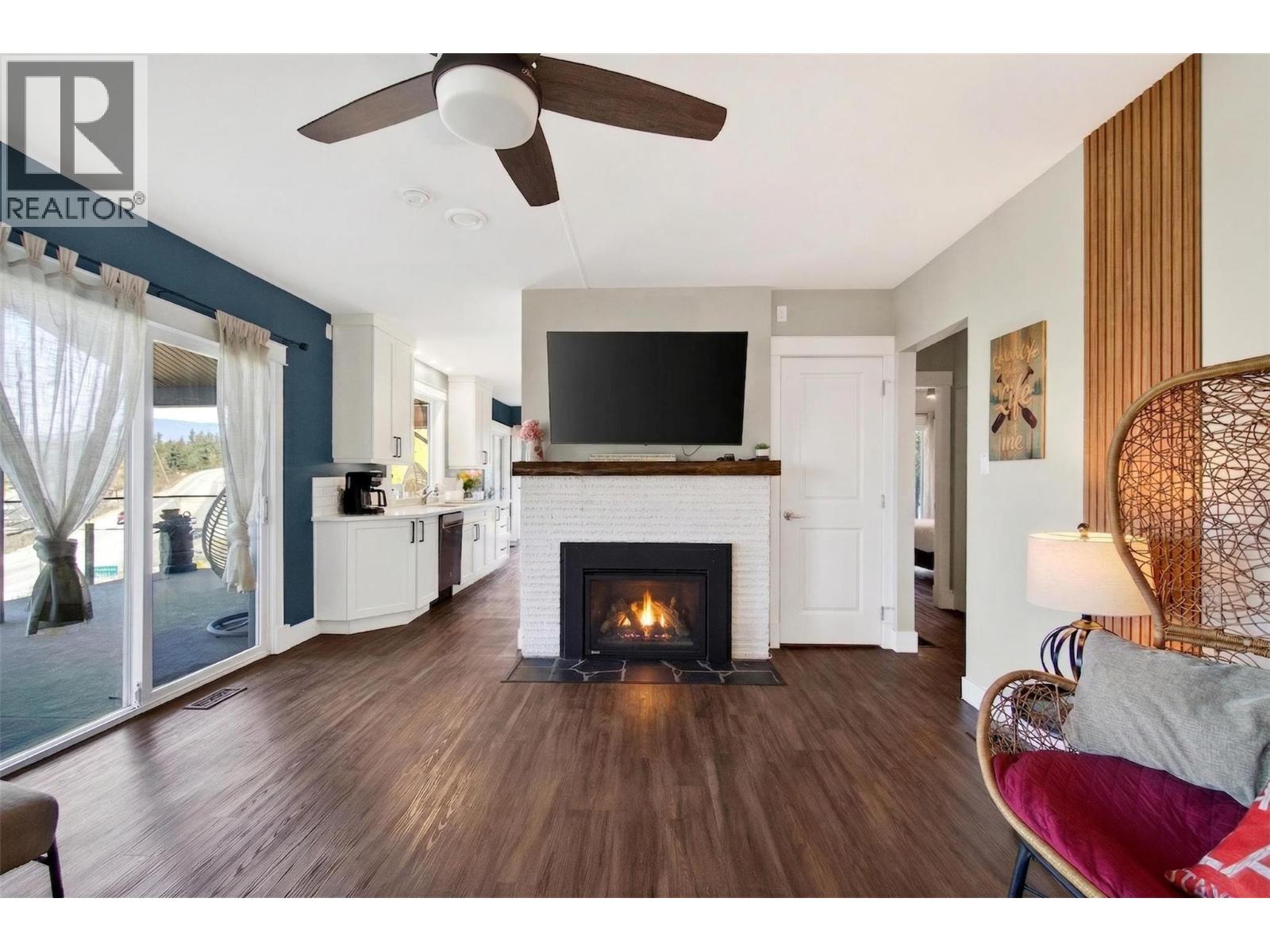 1360 Trans Canada Highway Ne, Salmon Arm, British Columbia  V1E 2S6 - Photo 37 - 10383375