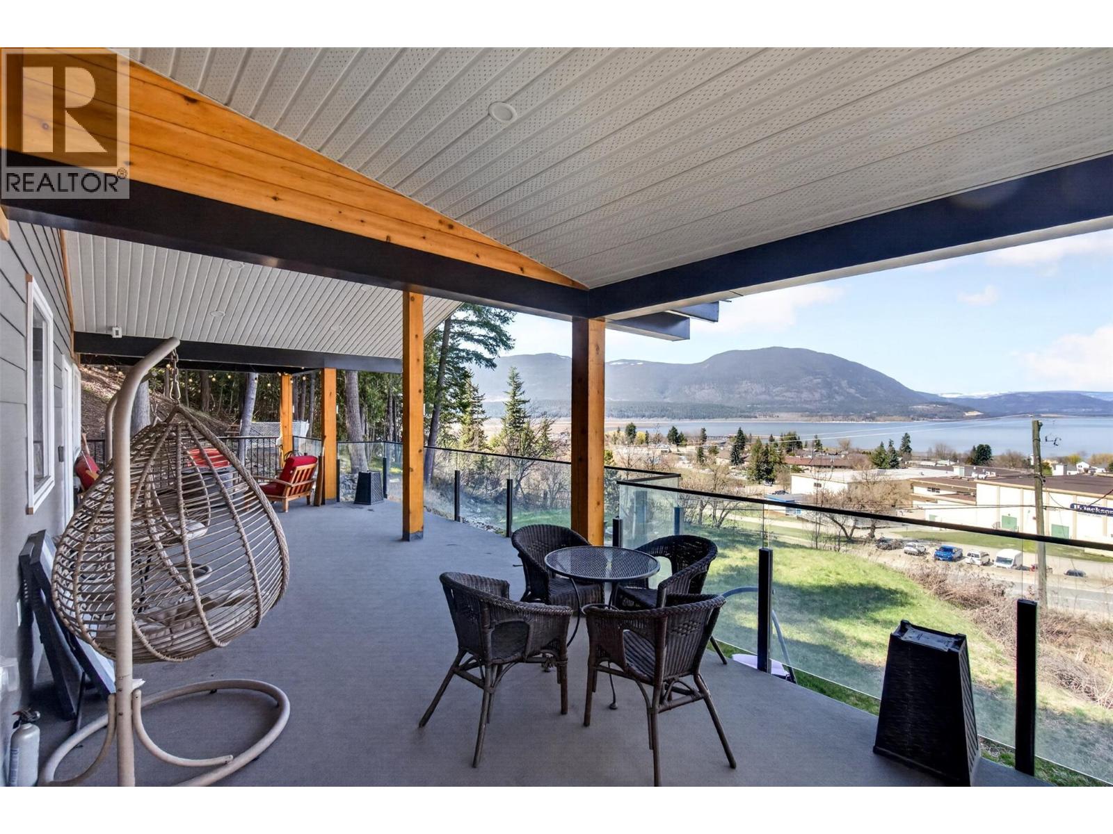 1360 Trans Canada Highway Ne, Salmon Arm, British Columbia  V1E 2S6 - Photo 13 - 10383375