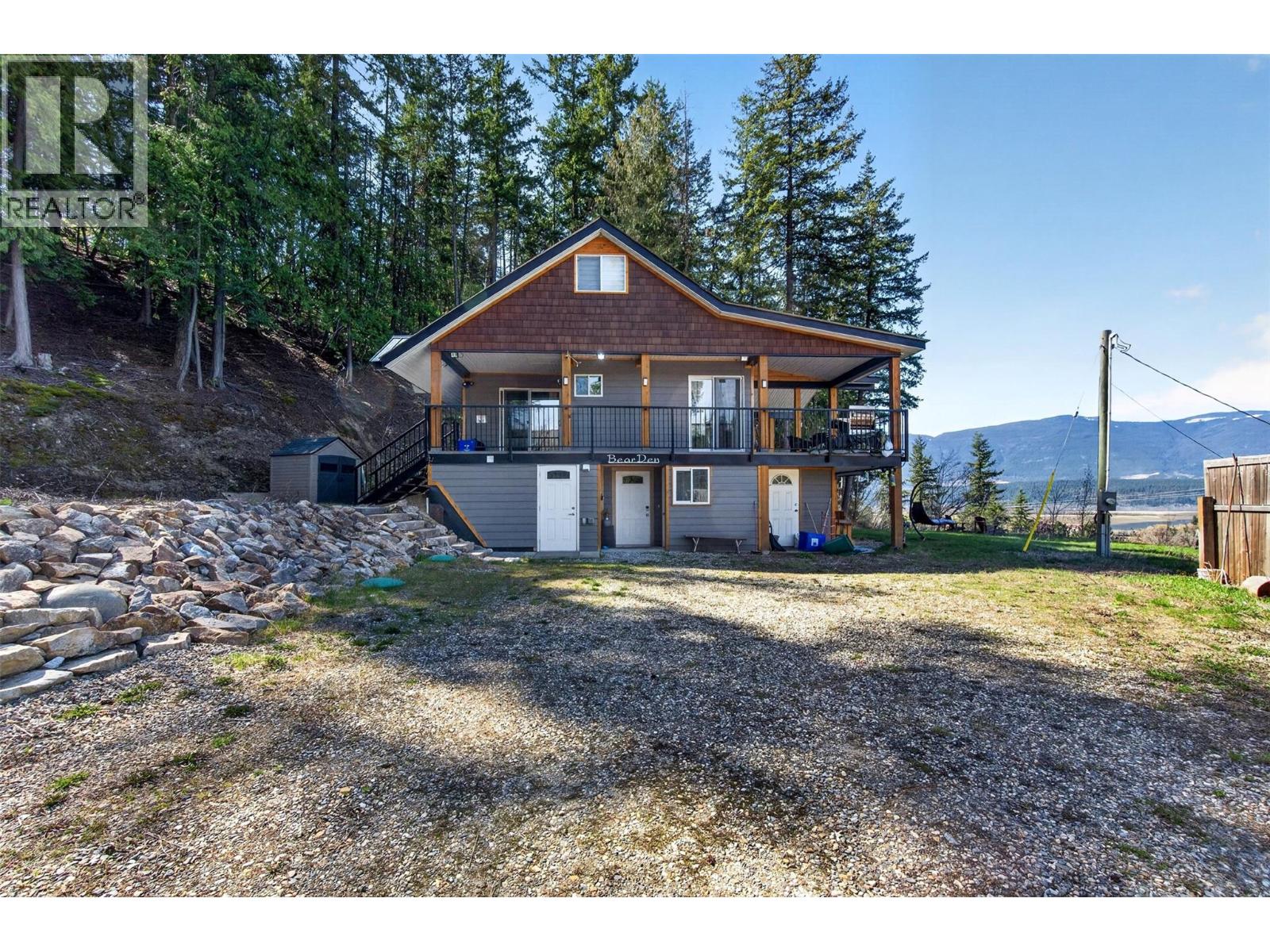 1360 Trans Canada Highway Ne, Salmon Arm, British Columbia  V1E 2S6 - Photo 22 - 10383375