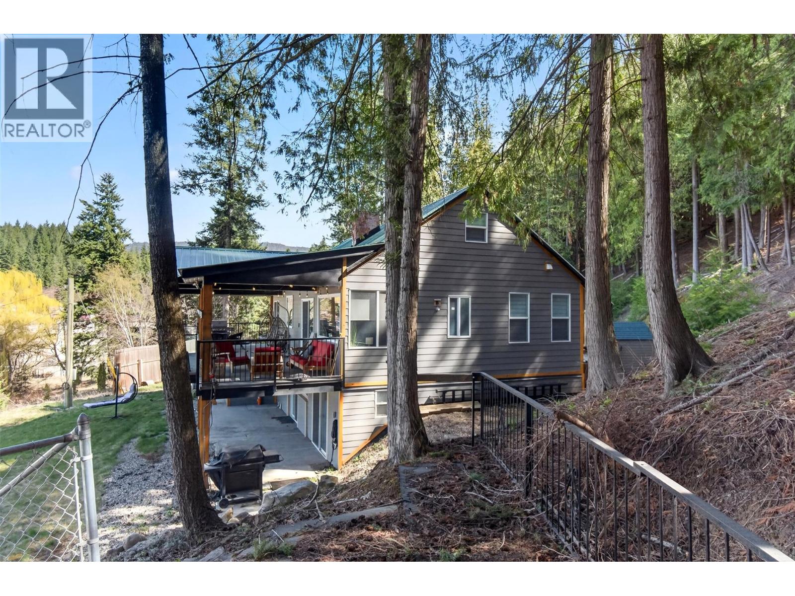 1360 Trans Canada Highway Ne, Salmon Arm, British Columbia  V1E 2S6 - Photo 82 - 10383375