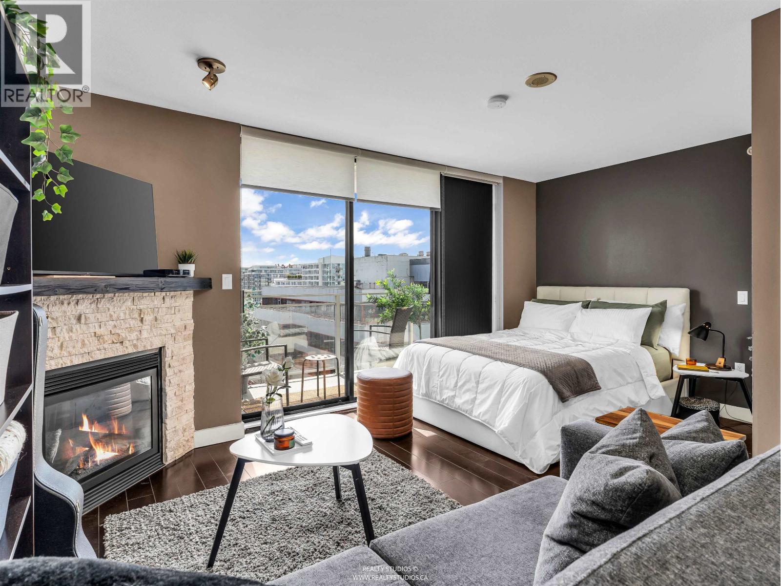 701 155 W 1st Street, North Vancouver, British Columbia  V7M 3N8 - Photo 9 - R3113441