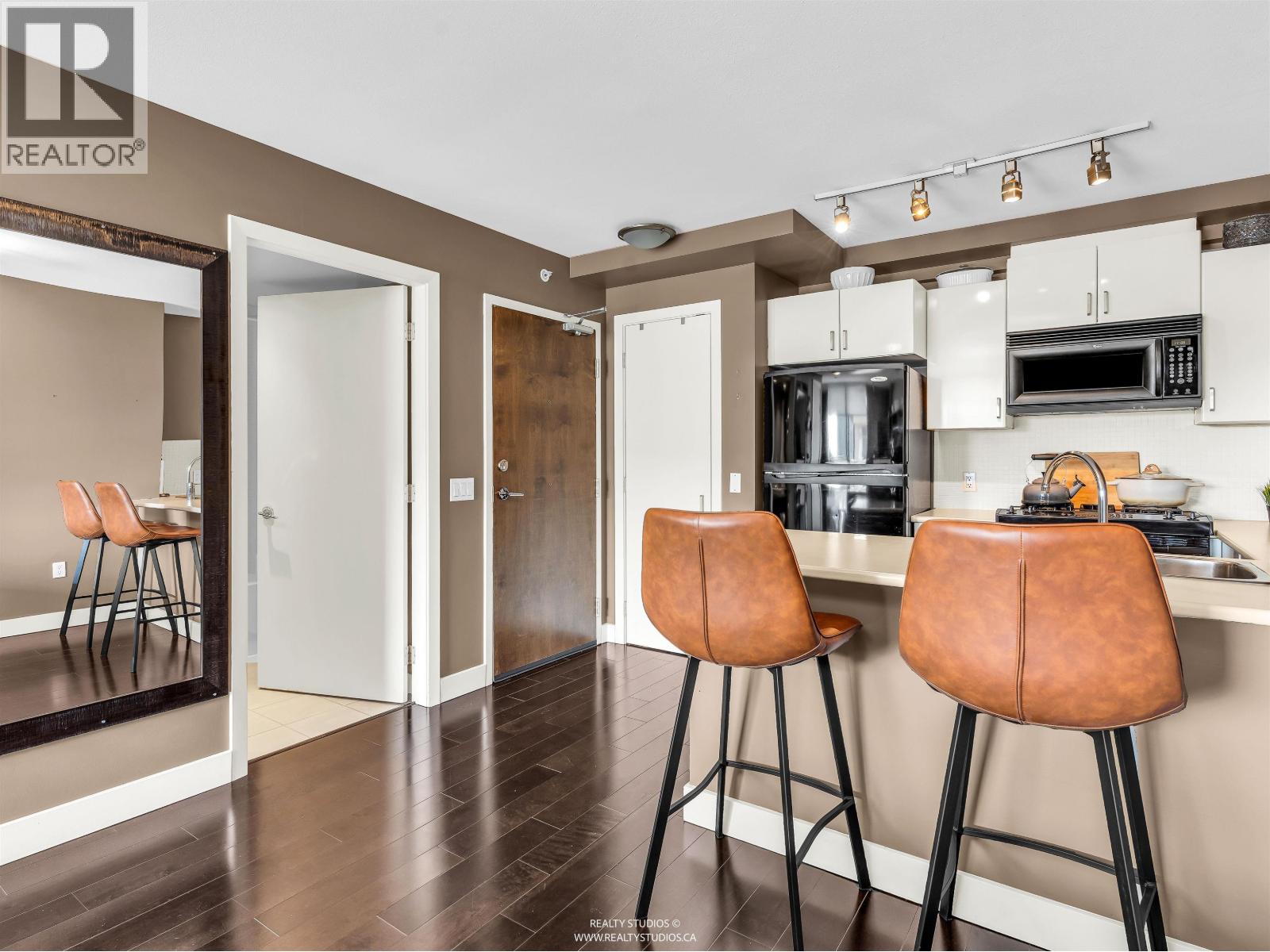 701 155 W 1st Street, North Vancouver, British Columbia  V7M 3N8 - Photo 14 - R3113441