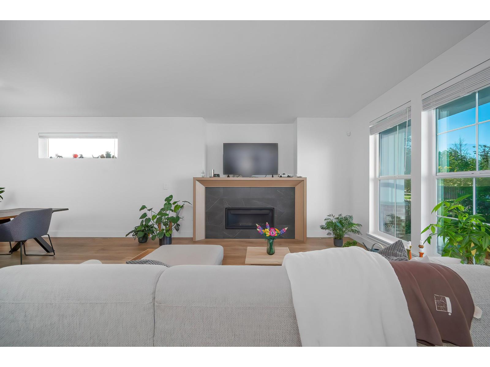 19628 75a Avenue, Langley, British Columbia  V2Y 3T2 - Photo 15 - R3113820