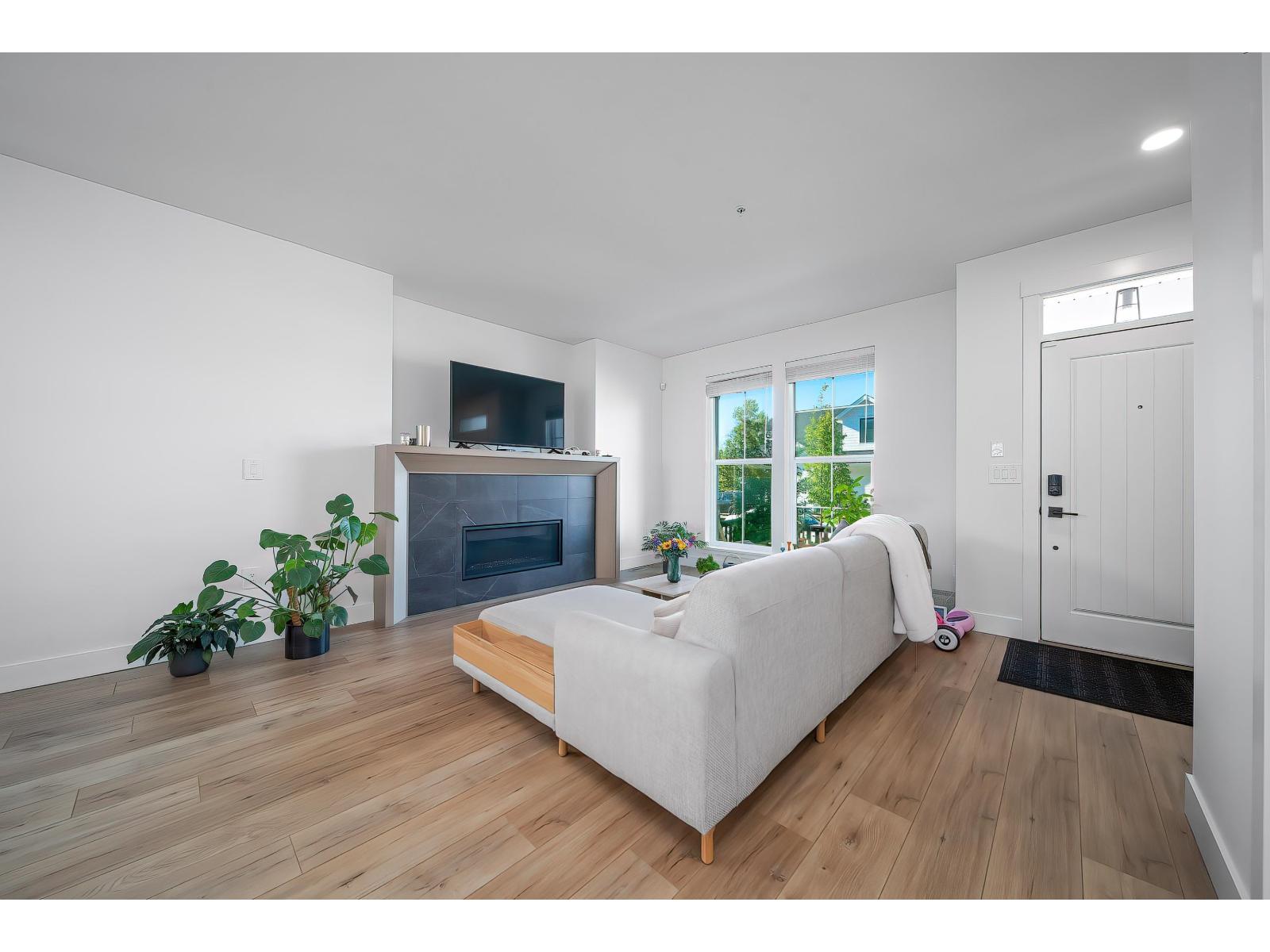 19628 75a Avenue, Langley, British Columbia  V2Y 3T2 - Photo 12 - R3113820