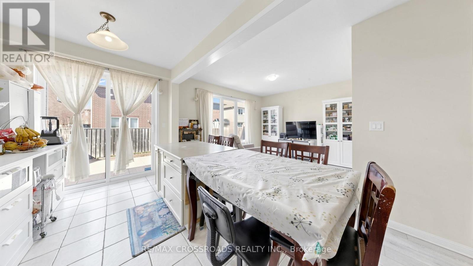 1754 Hayden Lane, Pickering, Ontario  L1X 0A9 - Photo 5 - E13023044