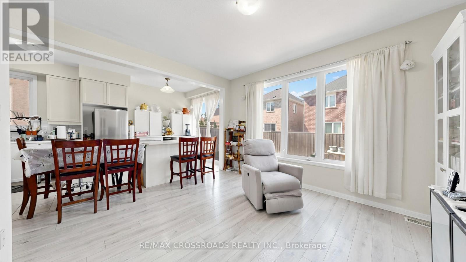 1754 Hayden Lane, Pickering, Ontario  L1X 0A9 - Photo 8 - E13023044