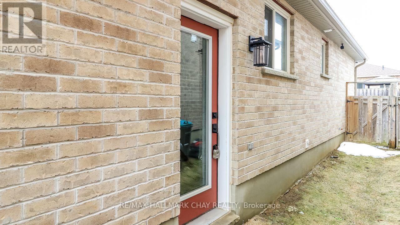 B-Lower - 30 Stevenson Street, Essa, Ontario  L3W 0P4 - Photo 5 - N13023022