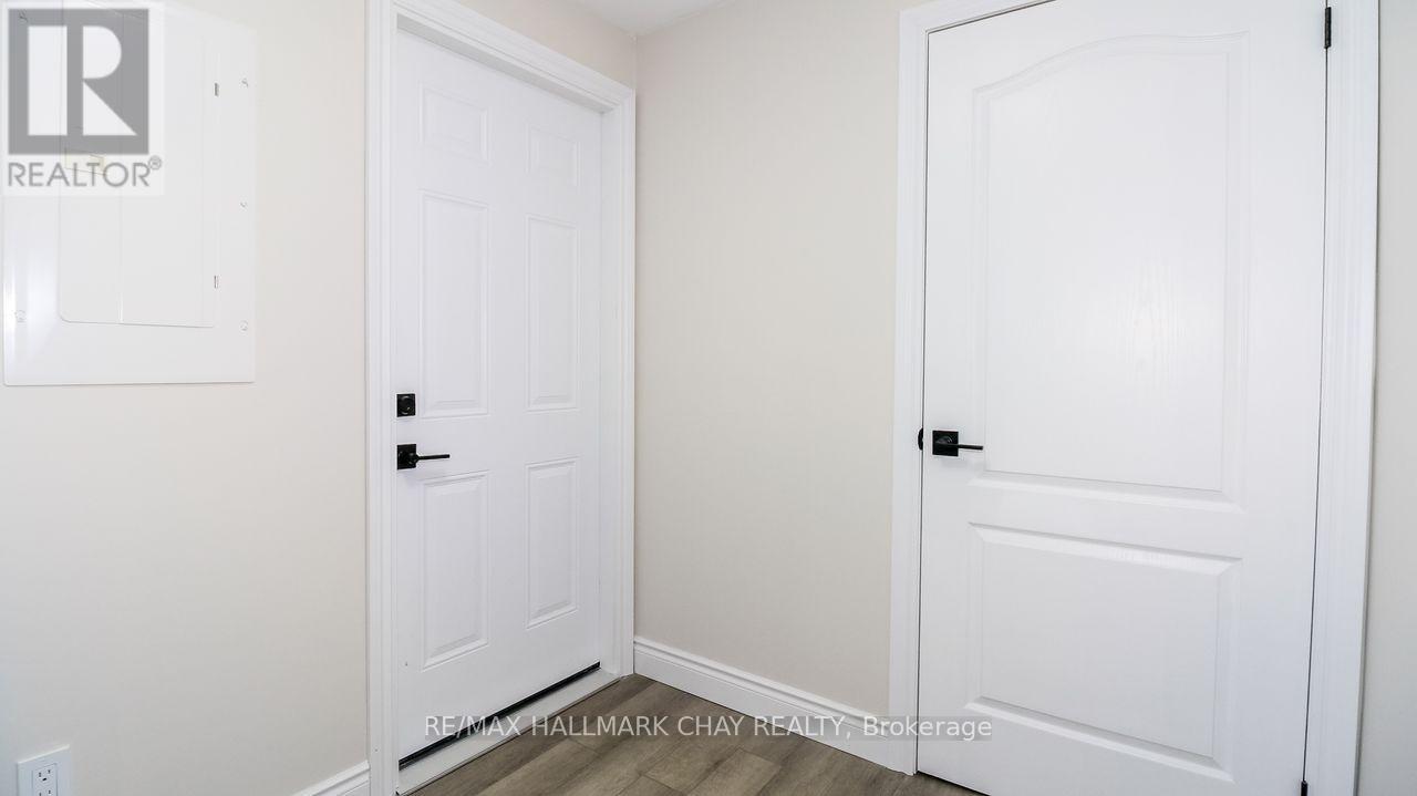 B-Lower - 30 Stevenson Street, Essa, Ontario  L3W 0P4 - Photo 8 - N13023022