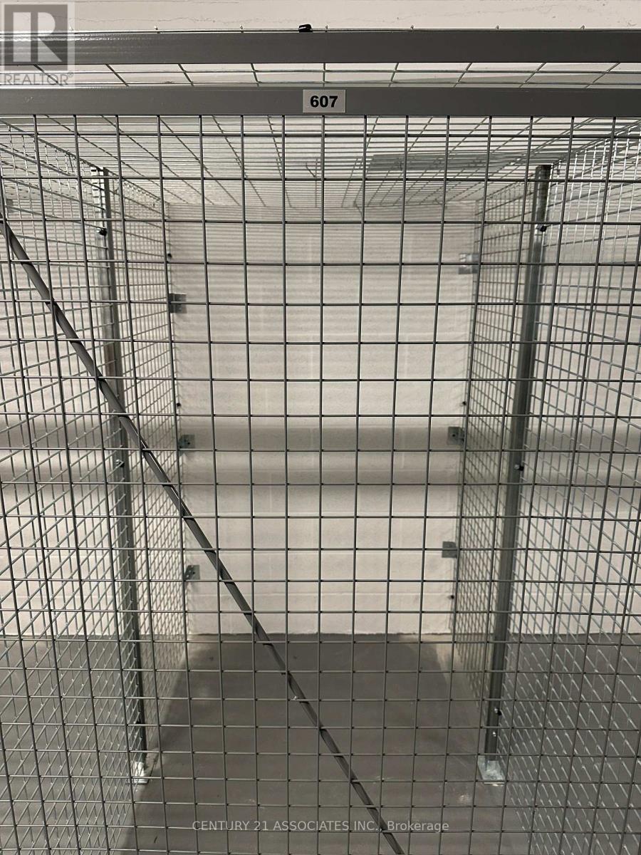 2310 - 1 Fairview Road E, Mississauga, Ontario  L5A 4C6 - Photo 32 - W13023018