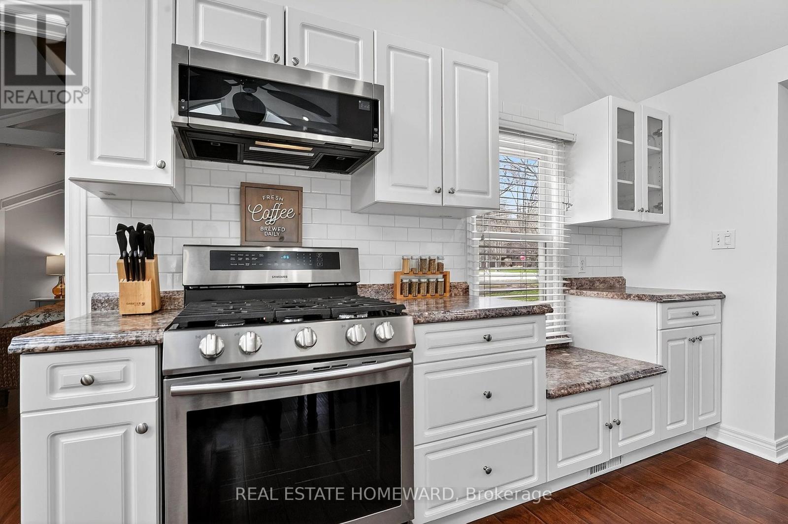 372 Buffalo Road, Fort Erie, Ontario  L2A 5G4 - Photo 9 - X13023010