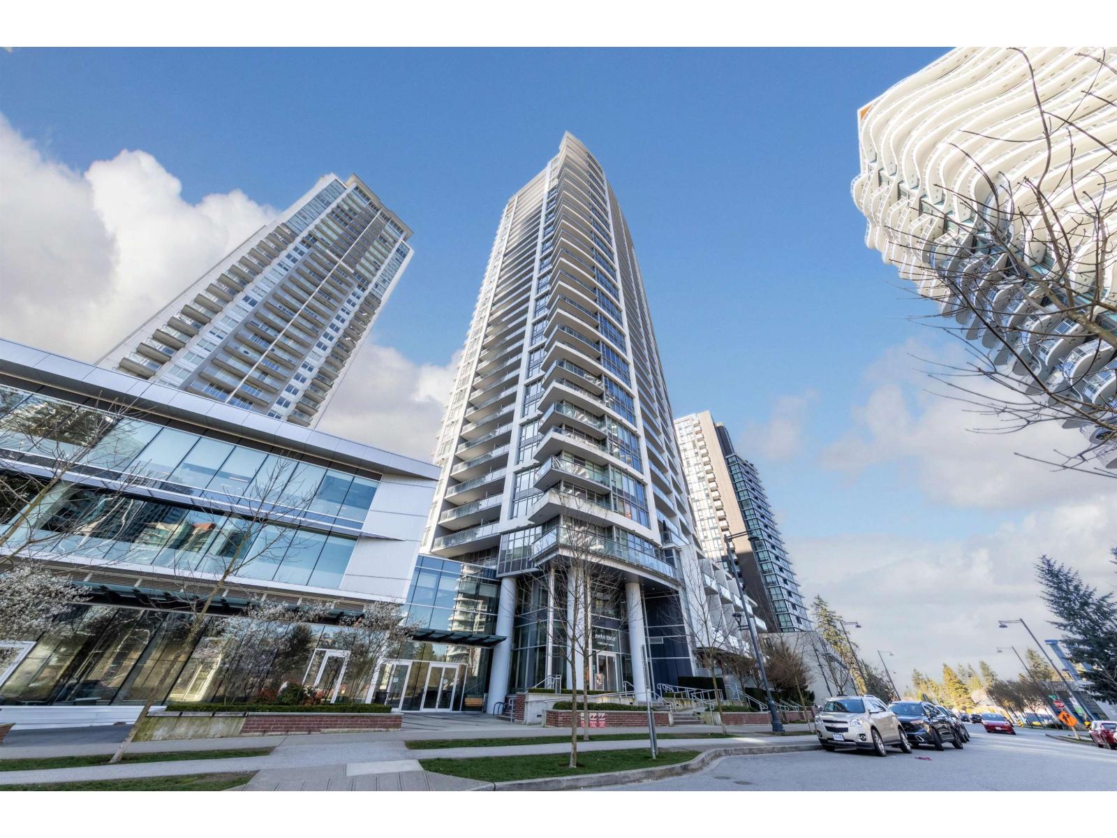 810 13308 CENTRAL AVENUE, Surrey, British Columbia