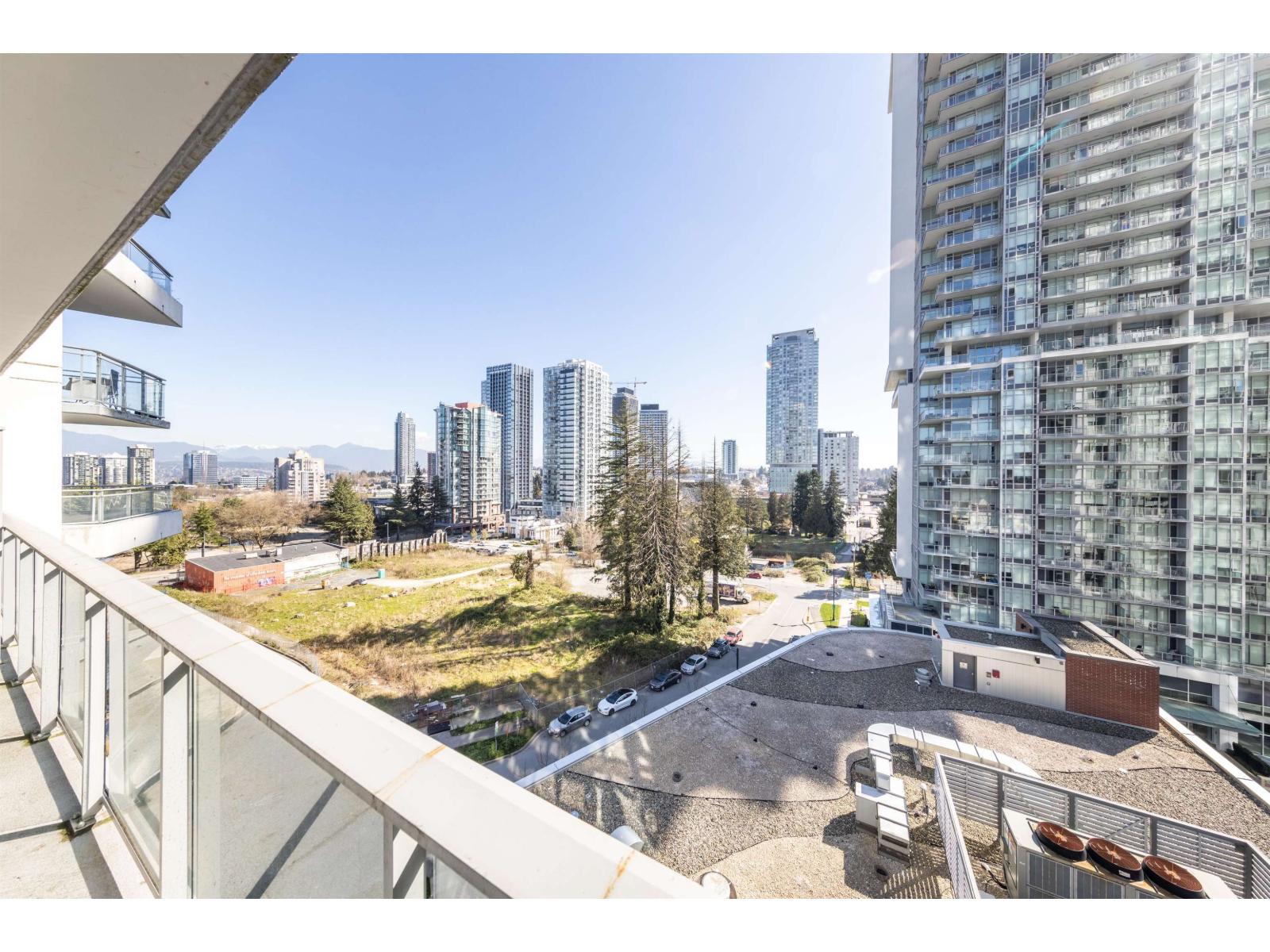 810 13308 Central Avenue, Surrey, British Columbia  V3T 0M4 - Photo 25 - R3113291