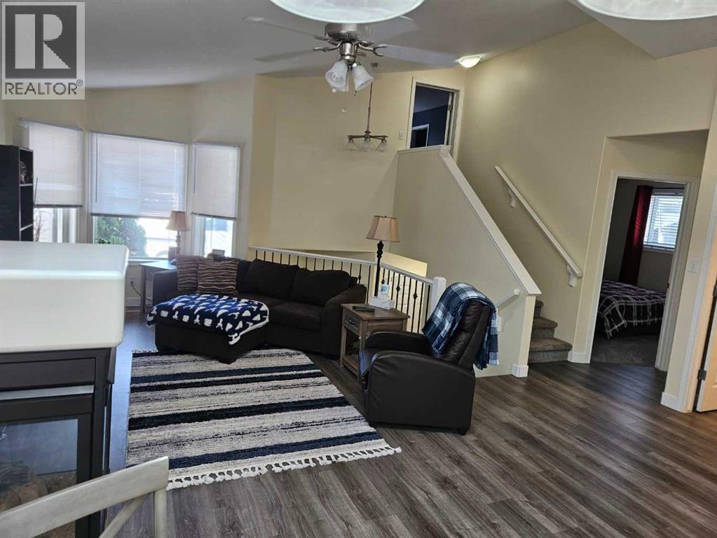 58 Heritage Circle W, Lethbridge, Alberta  T9K 7T3 - Photo 3 - A2303370