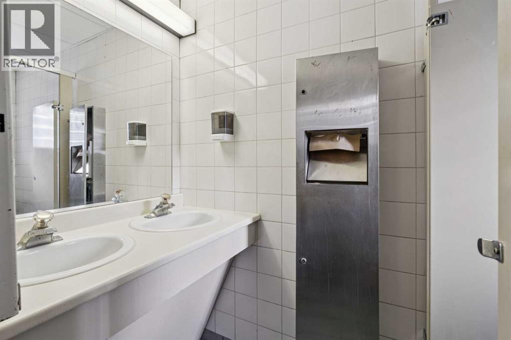 5340 2 Street SW, Calgary, Alberta  T2H 0G8 - Photo 28 - A2288782