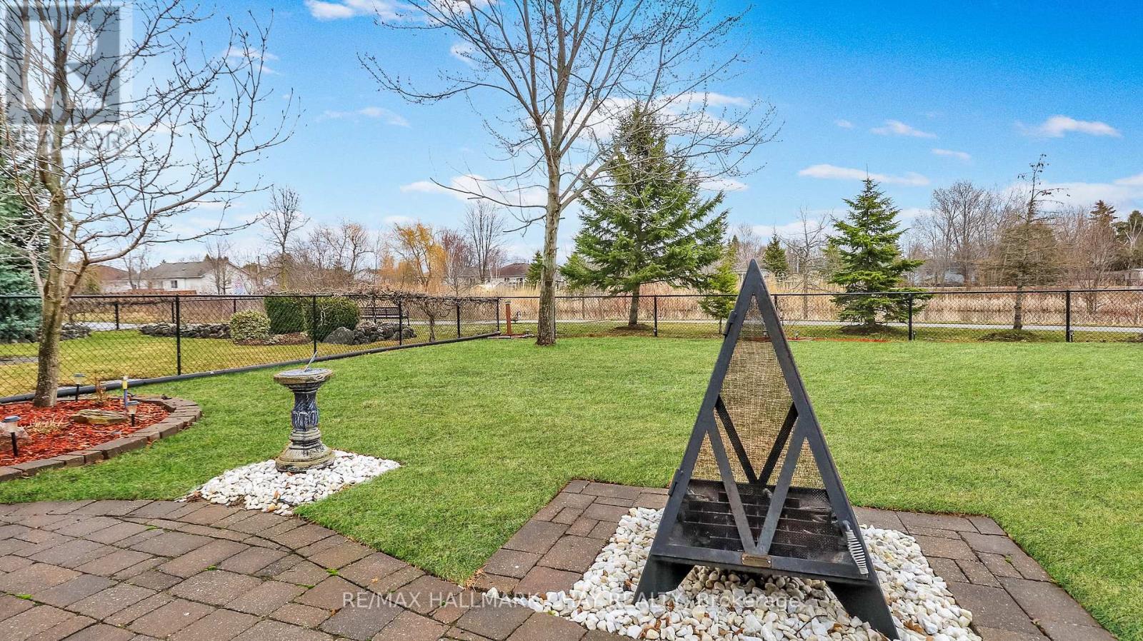 205 Country Lane, Clearview, Ontario  L0M 1S0 - Photo 34 - S13021438