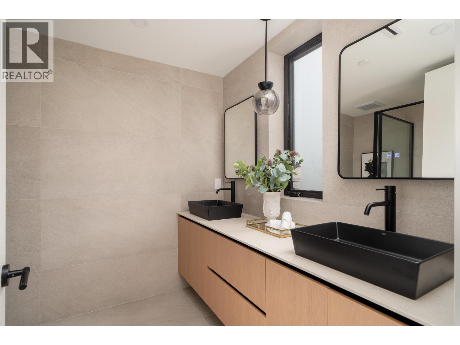 6575 Lime Street, Vancouver, British Columbia  V6P 5V7 - Photo 15 - R3109771