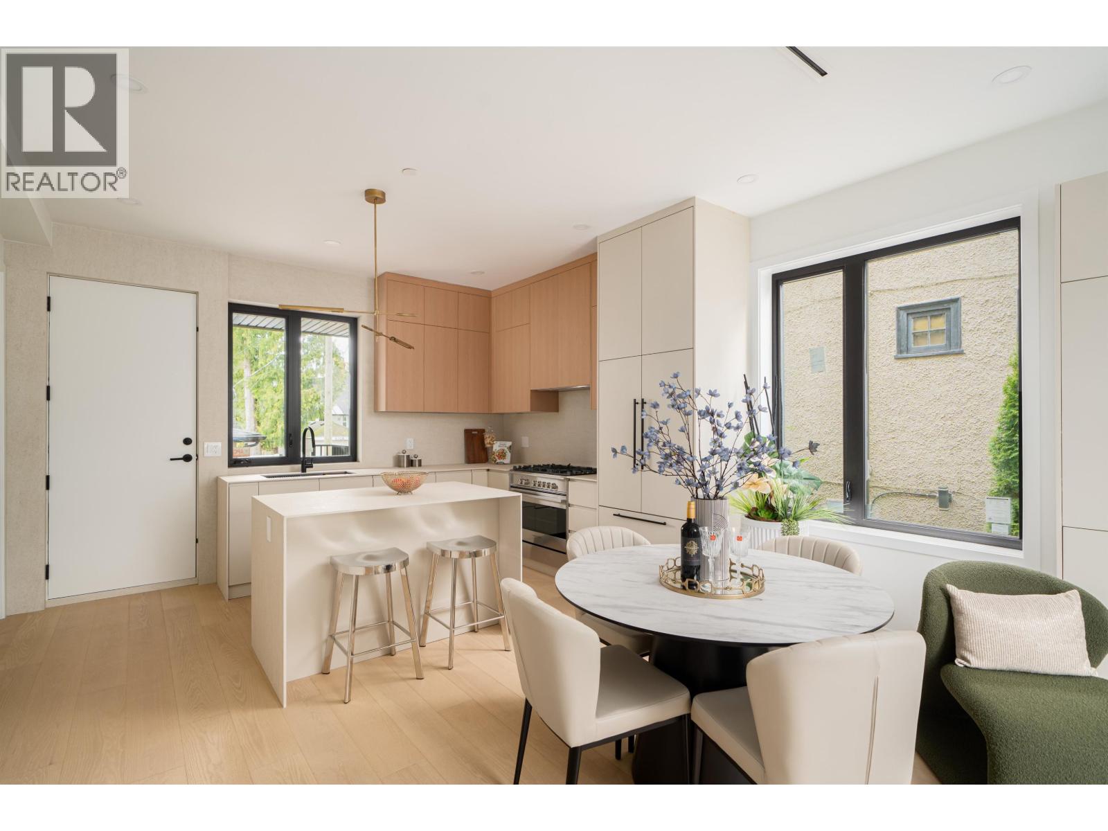 6577 Lime Street, Vancouver, British Columbia  V6P 5V7 - Photo 6 - R3109880