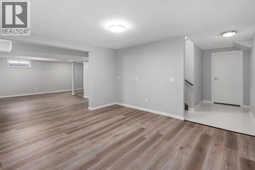 51 Woodmont Road SW, Calgary, Alberta  T2W 4L6 - Photo 28 - A2302026