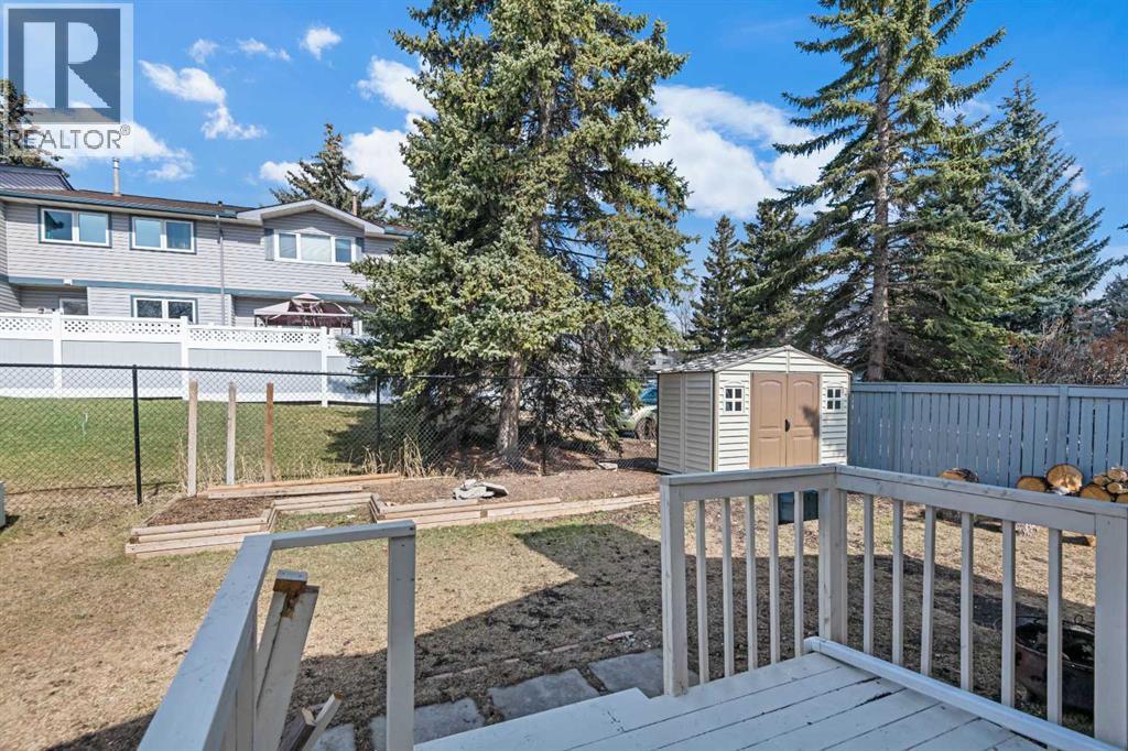 51 Woodmont Road SW, Calgary, Alberta  T2W 4L6 - Photo 37 - A2302026