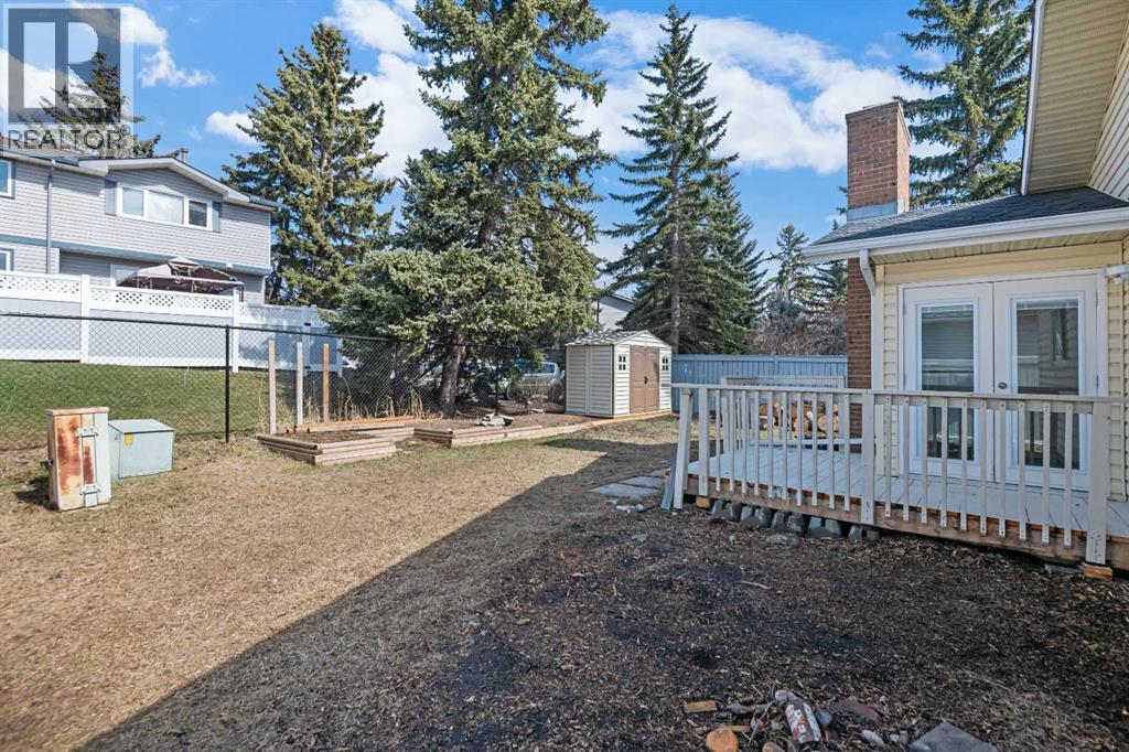 51 Woodmont Road SW, Calgary, Alberta  T2W 4L6 - Photo 39 - A2302026