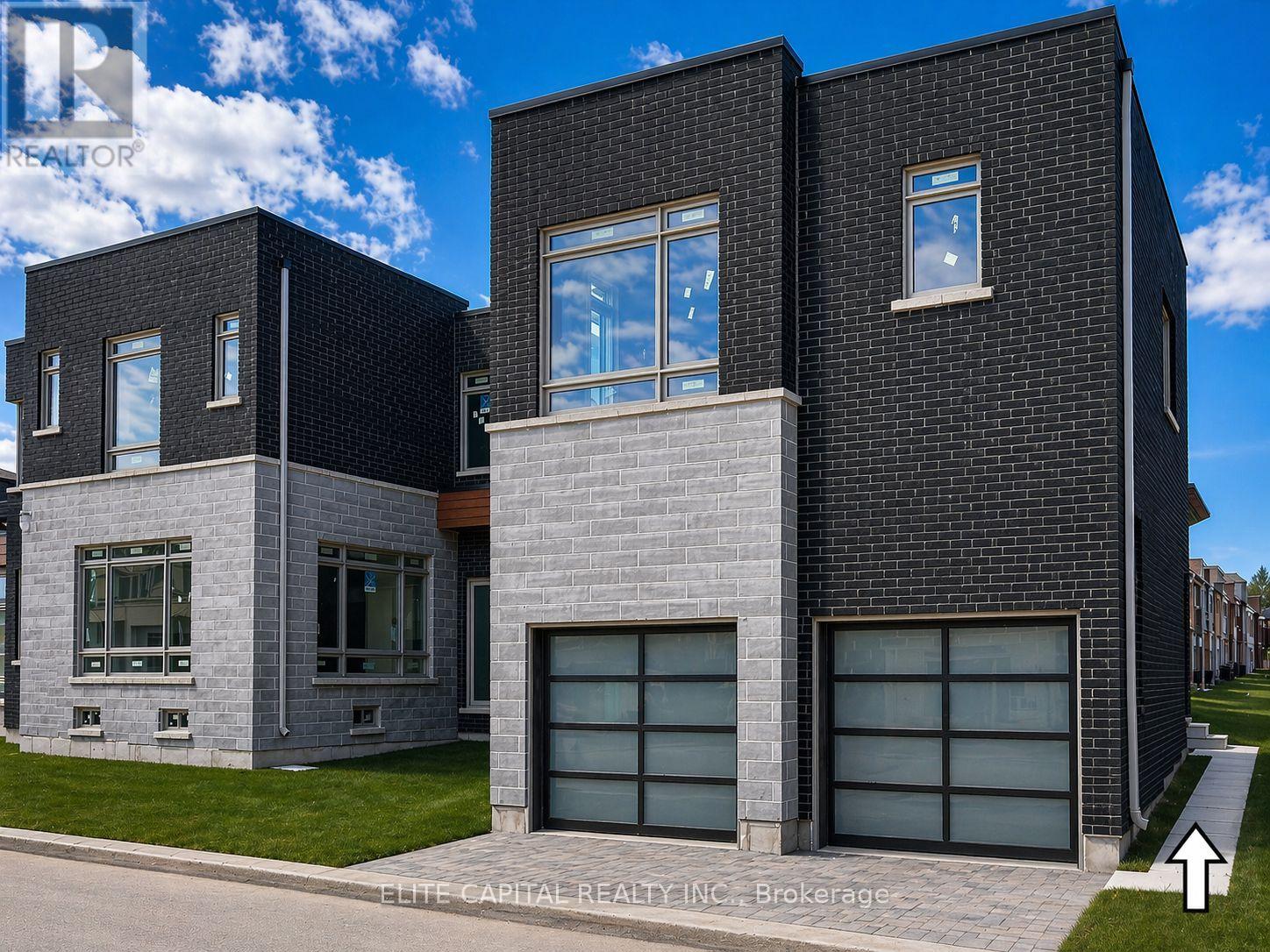 195 Milky Way Drive, Richmond Hill, Ontario  L4C 5H3 - Photo 4 - N13022988