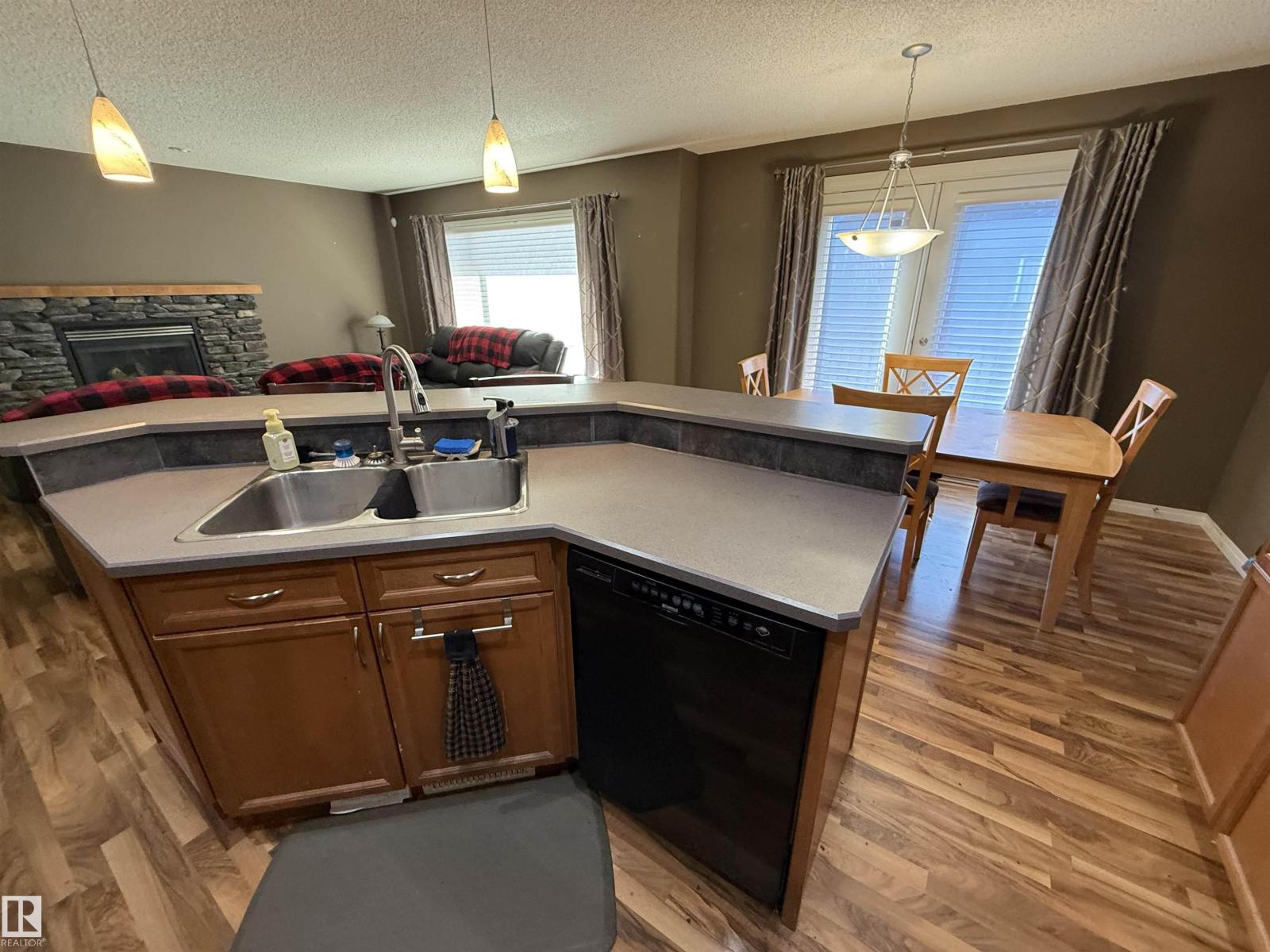 21113 92a Av NW, Edmonton, Alberta  T5T 6Z2 - Photo 13 - E4481482