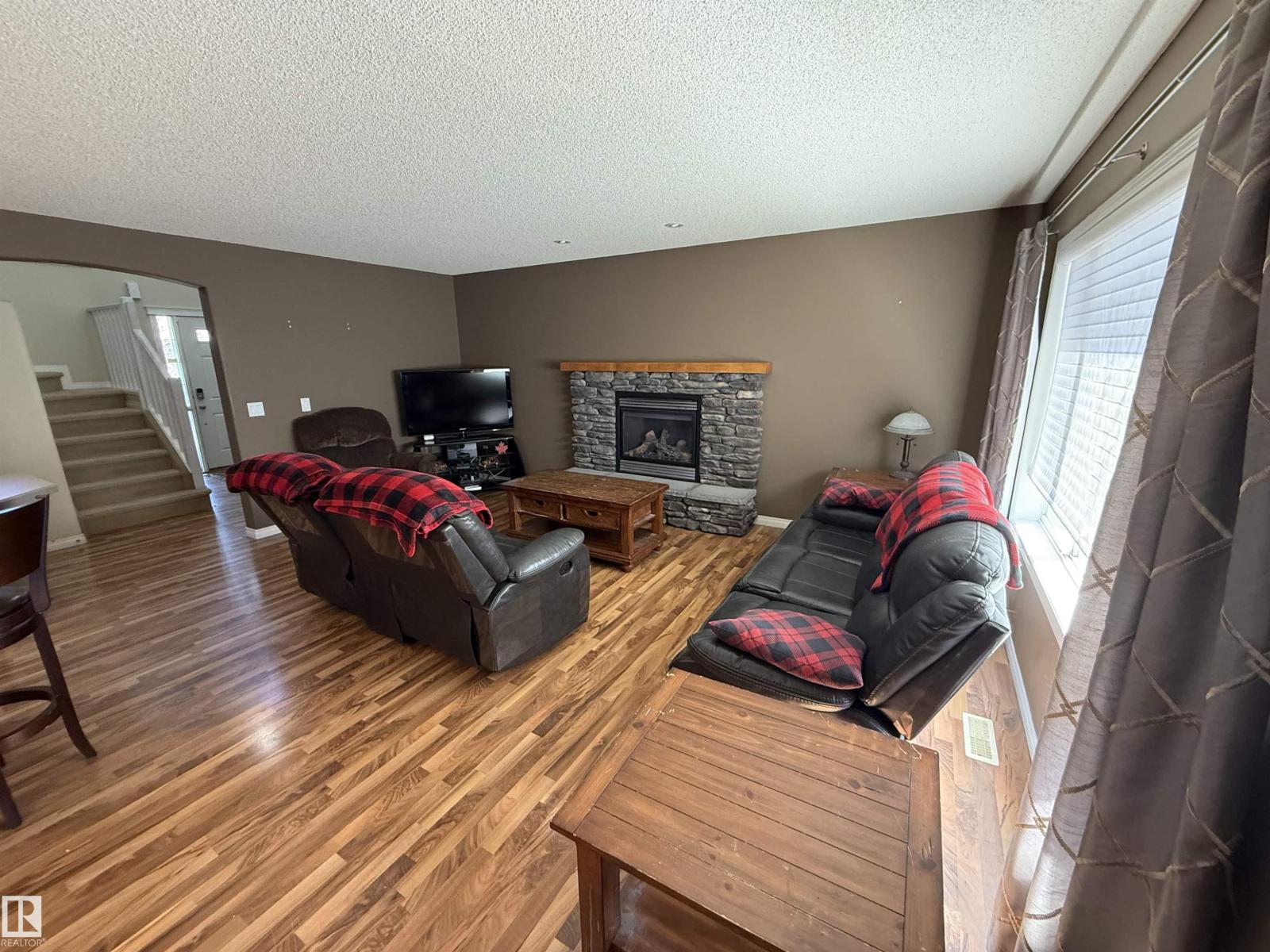 21113 92a Av NW, Edmonton, Alberta  T5T 6Z2 - Photo 8 - E4481482