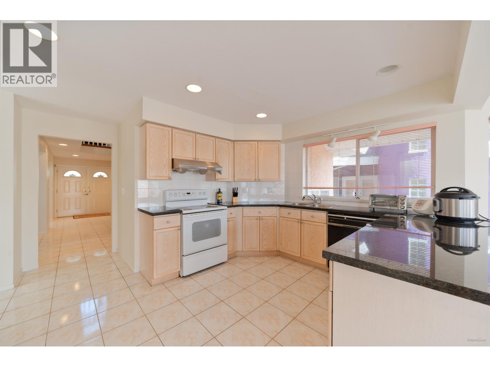 6758 Kitchener Street, Burnaby, British Columbia  V5B 2J9 - Photo 22 - R3113492