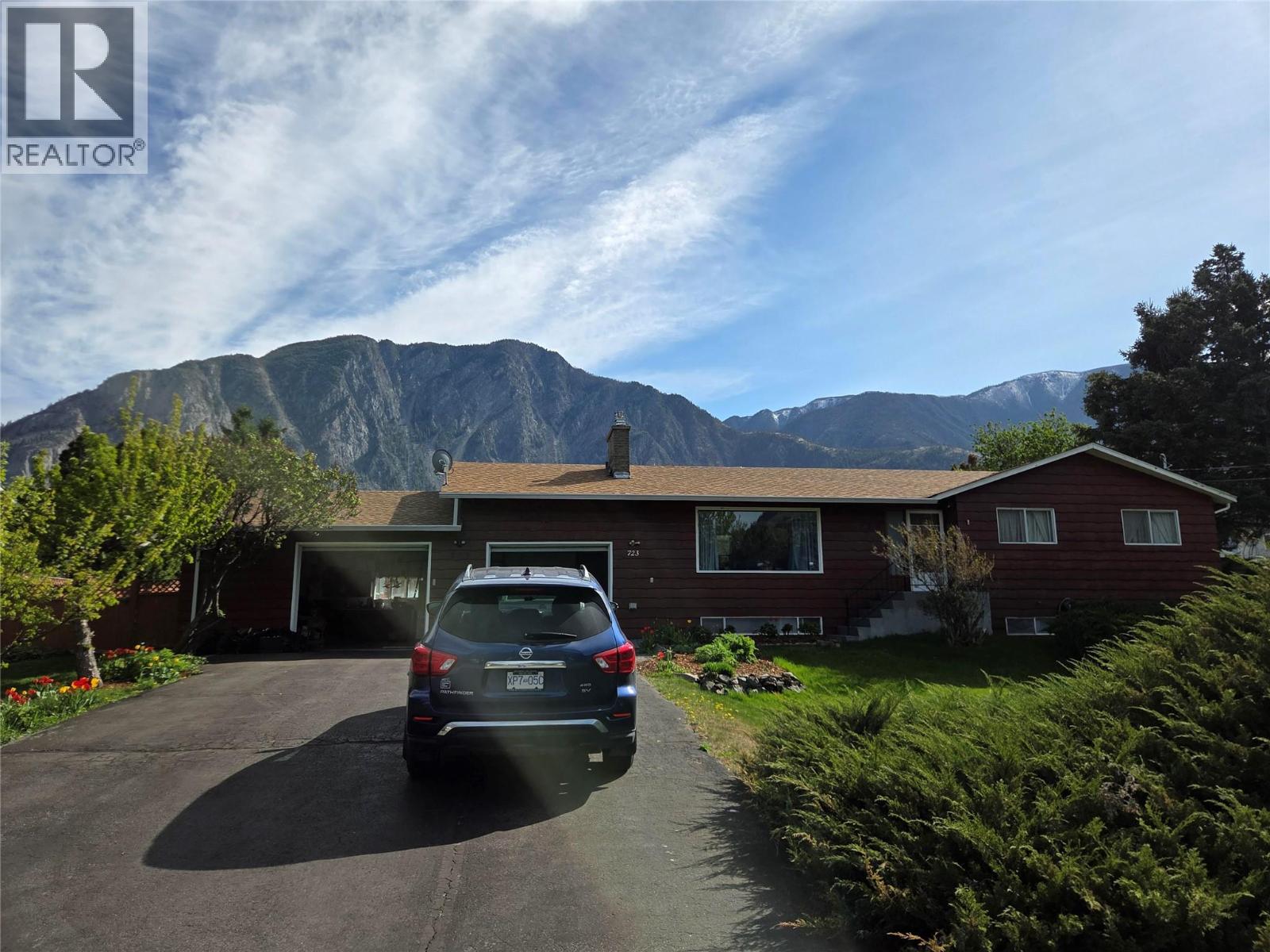 723 3rd Avenue, Keremeos, British Columbia