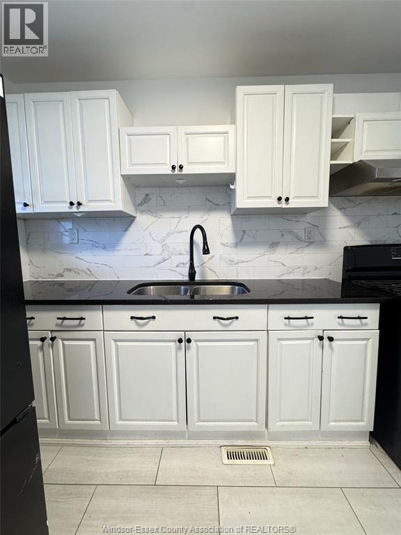 1085 Langlois Avenue Unit# Main, Windsor, Ontario  N9A 2H4 - Photo 5 - 26006138
