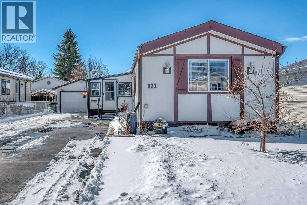 821 Briarwood Road, Strathmore, Alberta  T1P 1E2 - Photo 3 - A2303278