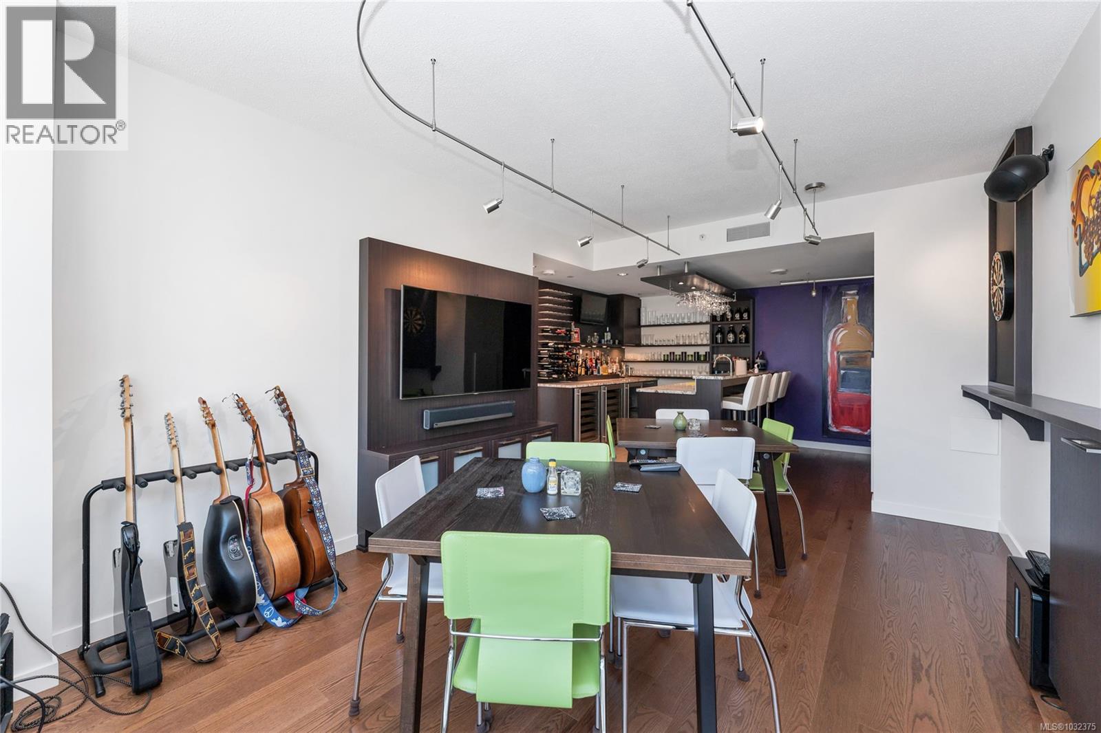 302 608 Broughton St, Victoria, British Columbia  V8W 1C7 - Photo 29 - 1032375