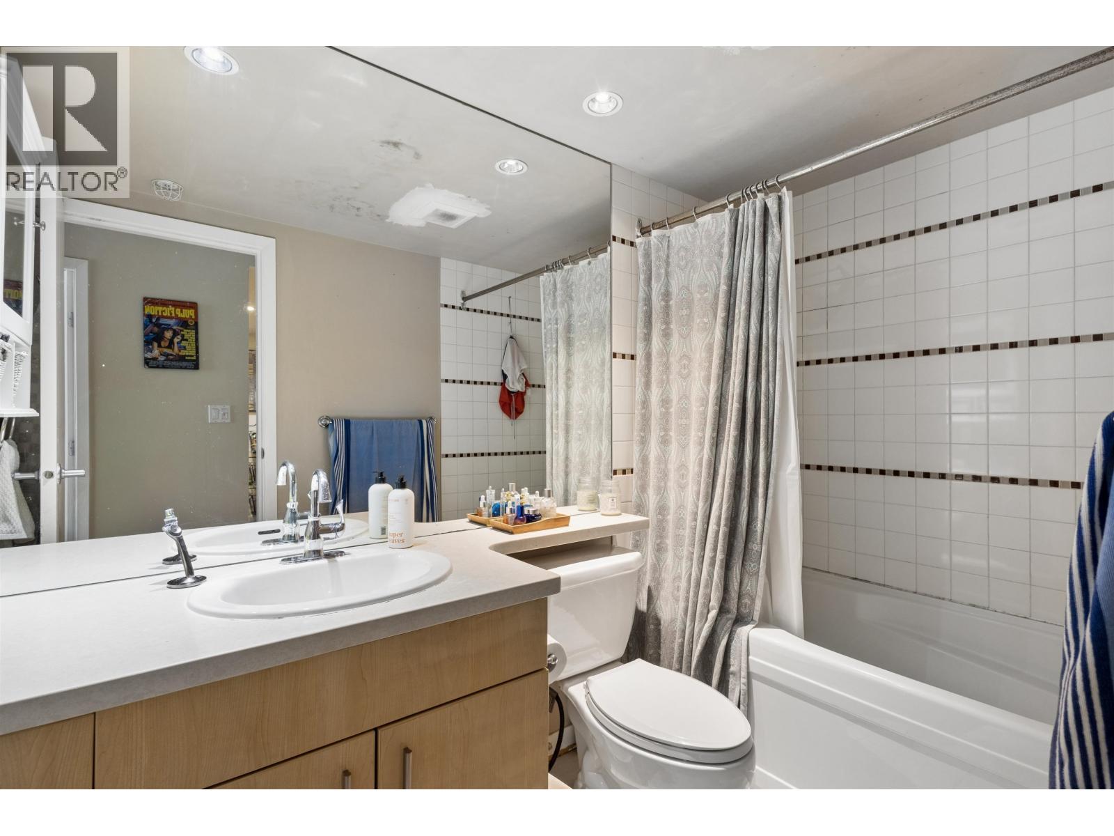 2p 1033 Marinaside Crescent, Vancouver, British Columbia  V6Z 3A3 - Photo 10 - R3113857