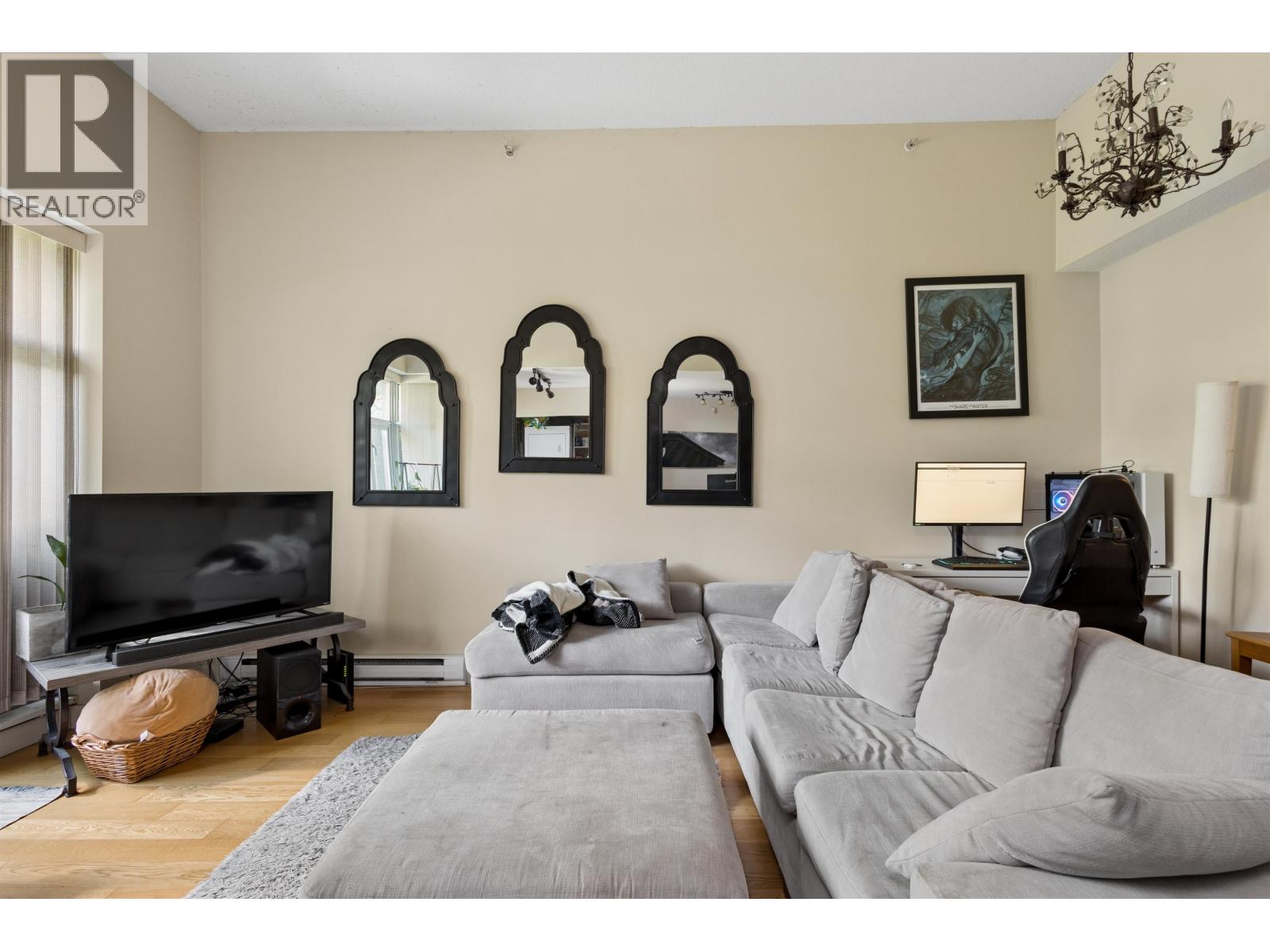 2p 1033 Marinaside Crescent, Vancouver, British Columbia  V6Z 3A3 - Photo 4 - R3113857