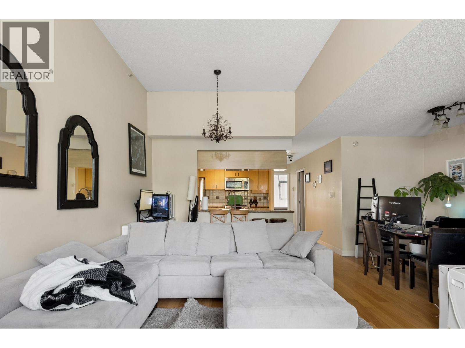 2p 1033 Marinaside Crescent, Vancouver, British Columbia  V6Z 3A3 - Photo 6 - R3113857