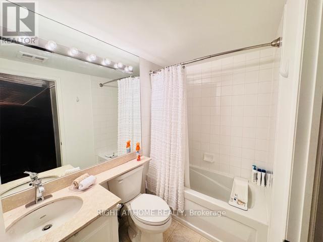 38 Fontenay Court, Toronto, Ontario  M9A 5H5 - Photo 13 - W12901912