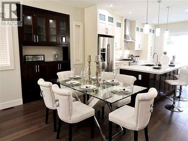 960 Montroyal, North Vancouver, British Columbia  V7R 2H1 - Photo 4 - R3113868