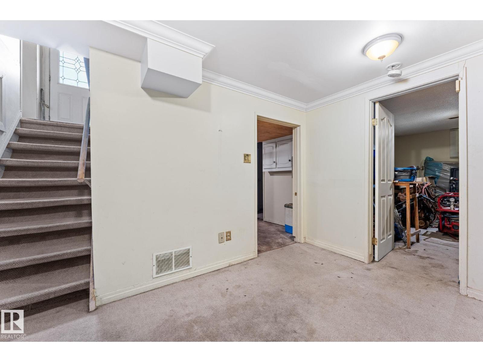 10621 153 St Nw, Edmonton, Alberta  T5P 2C4 - Photo 14 - E4483279