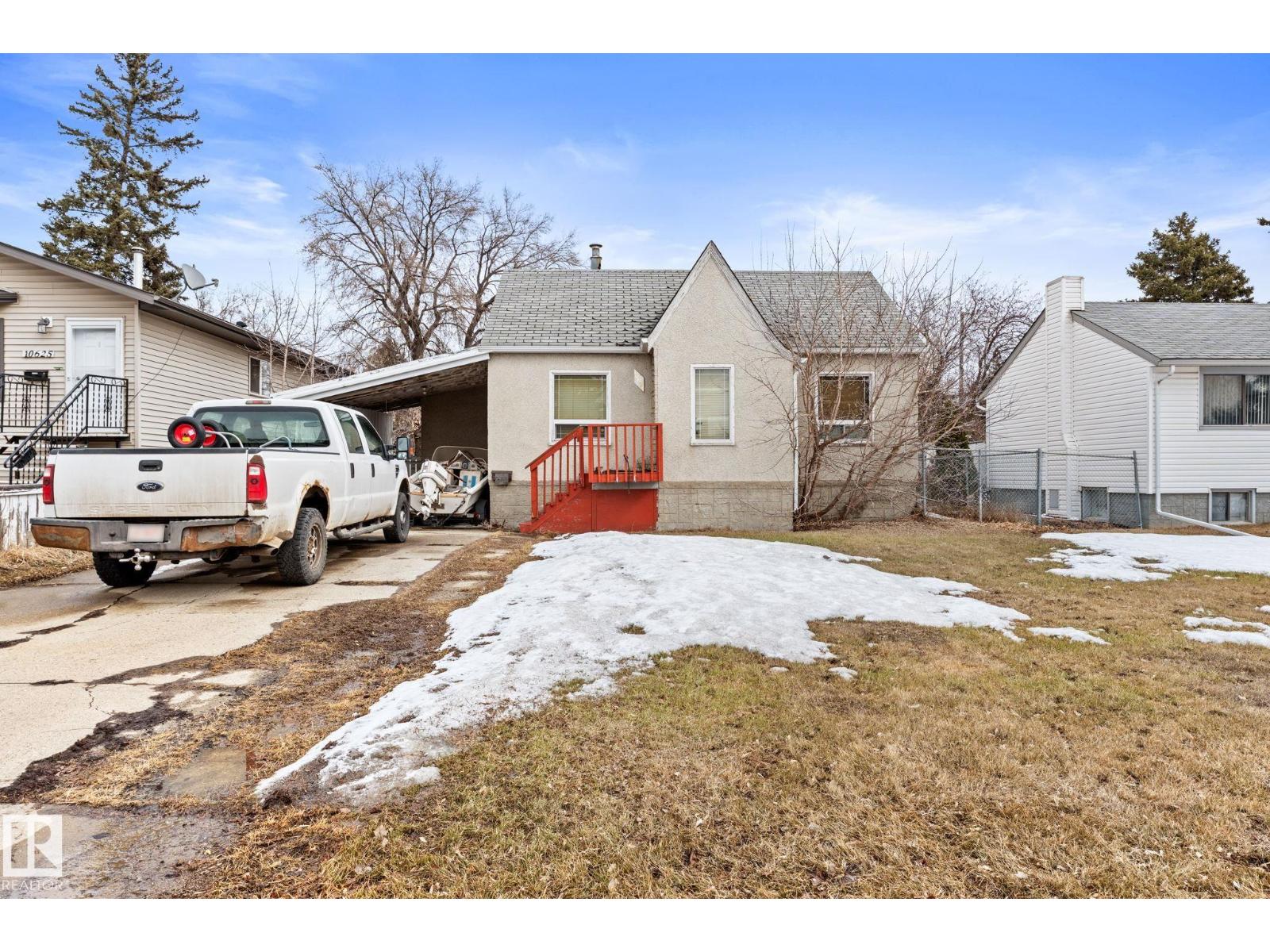 10621 153 St Nw, Edmonton, Alberta  T5P 2C4 - Photo 2 - E4483279