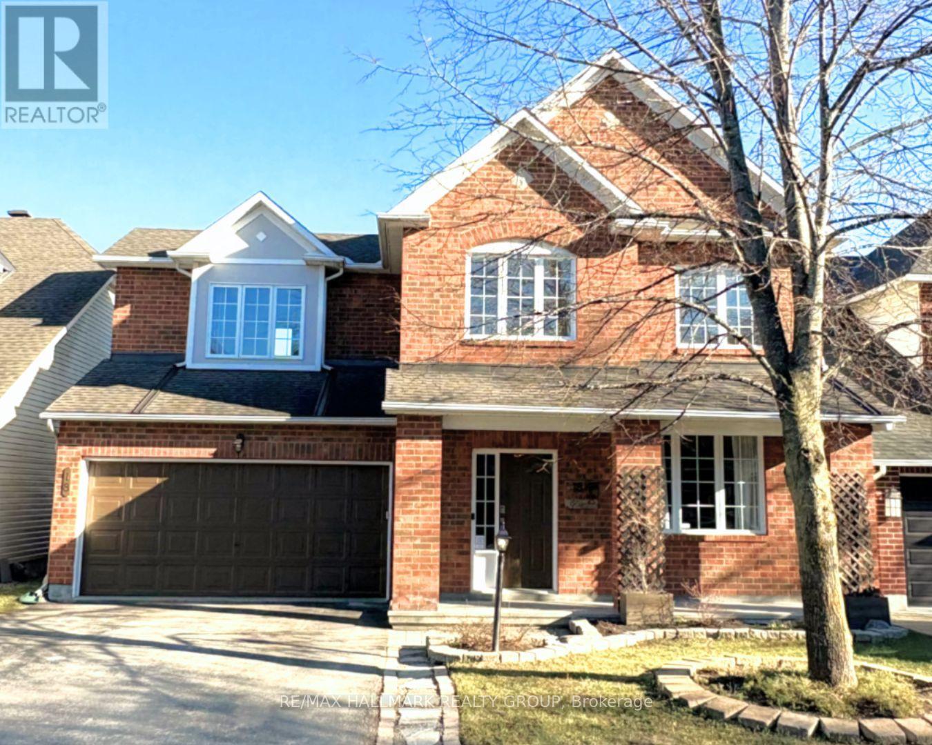 18 Irish Rose Crescent, Ottawa, Ontario  K2J 4T7 - Photo 3 - X12946148