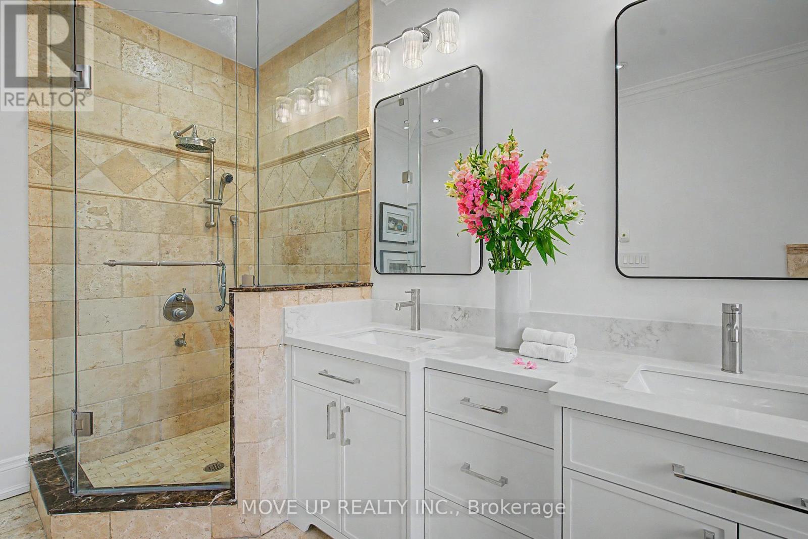 226 Glengarry Avenue, Toronto (Lawrence Park North), Ontario  M5M 1E4 - Photo 24 - C13023054