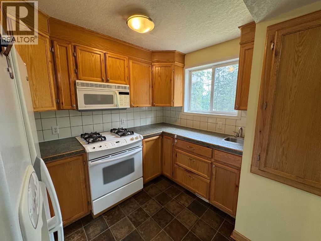 126 Community Lane, Saprae Creek, Alberta  T9H 5B4 - Photo 10 - A2264600