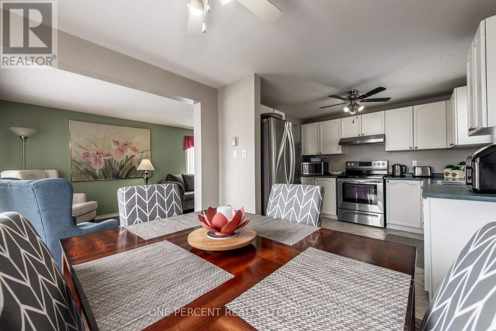 21a Amanda Street, Orangeville, Ontario  L9W 2J9 - Photo 14 - W12808328