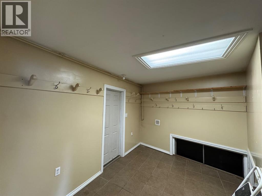 126 Community Lane, Saprae Creek, Alberta  T9H 5B4 - Photo 5 - A2264600