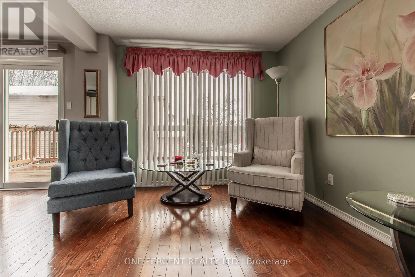 21a Amanda Street, Orangeville, Ontario  L9W 2J9 - Photo 7 - W12808328