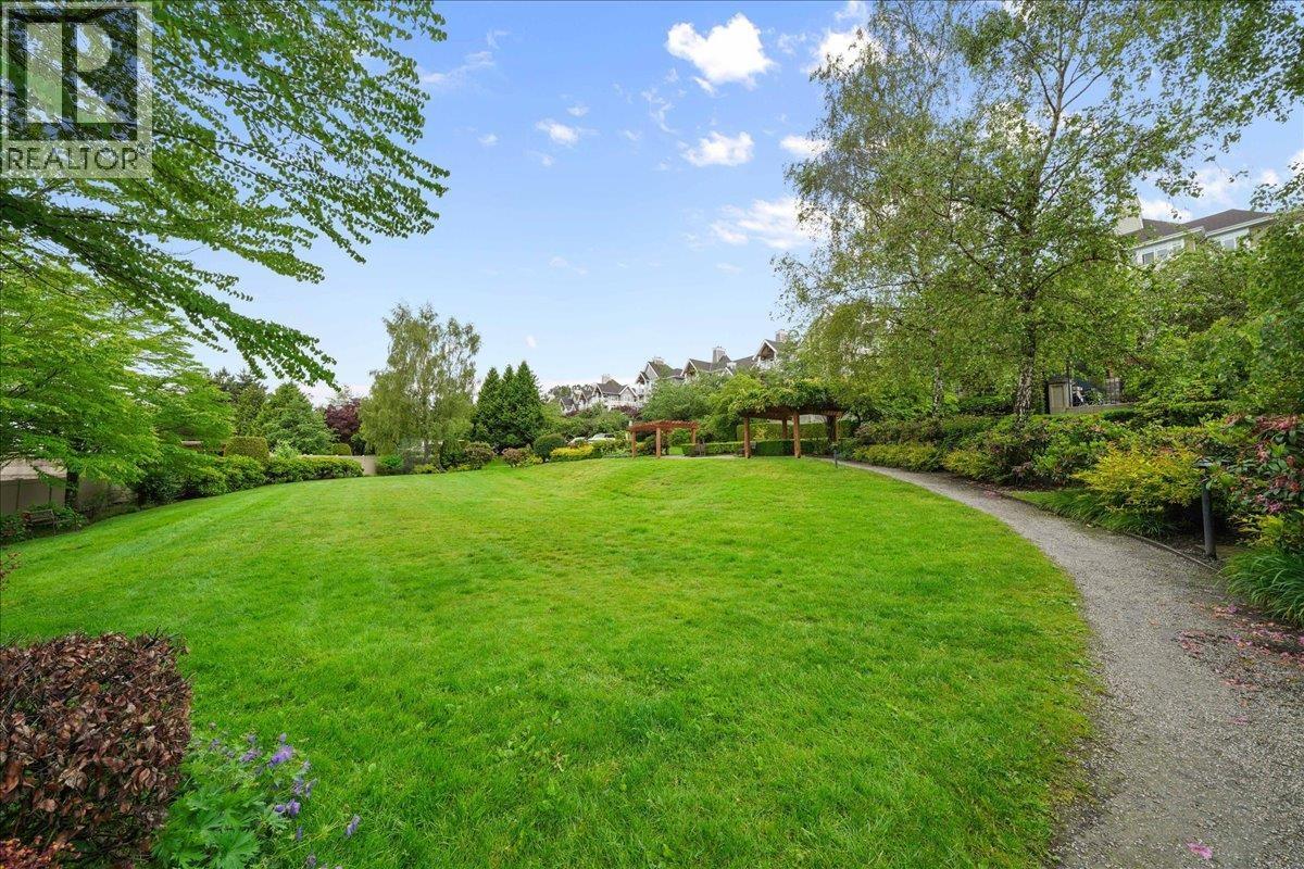 212 1428 Parkway Boulevard, Coquitlam, British Columbia  V3E 3L8 - Photo 31 - R3109361