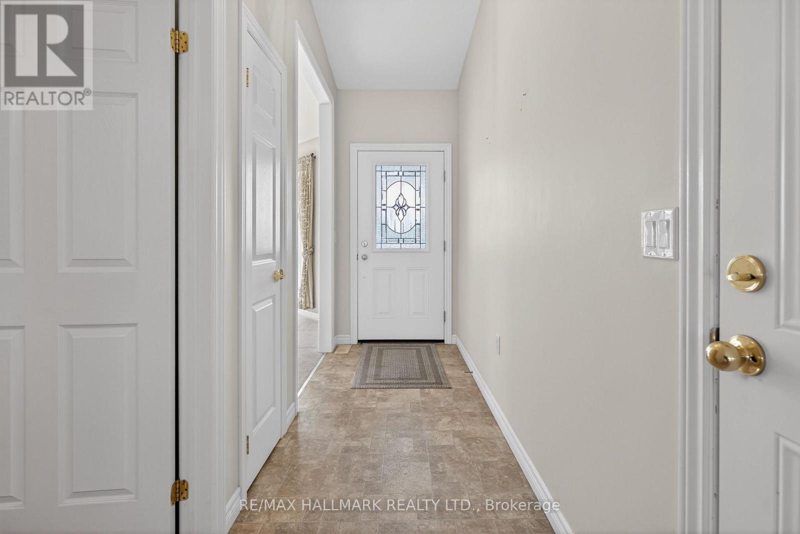 105 - 86 Village Crescent, Peterborough, Ontario  K9J 8S7 - Photo 6 - X12842296