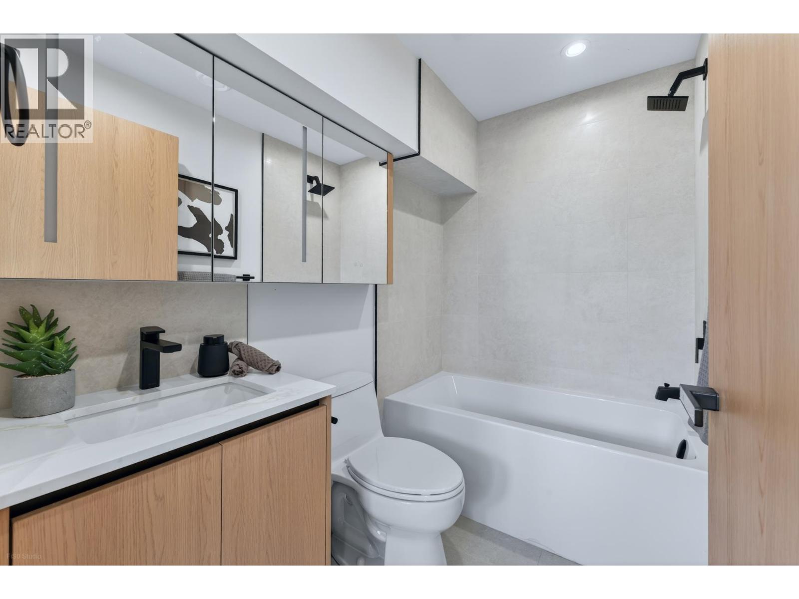 2 1495 E 58th Avenue, Vancouver, British Columbia  V5P 2B9 - Photo 19 - R3108803