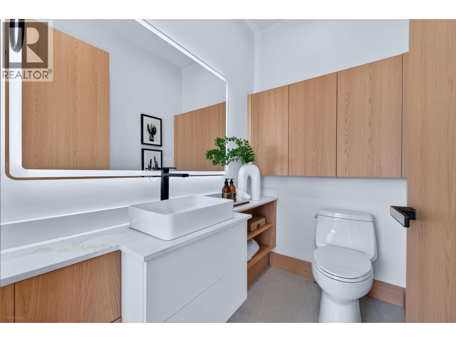 2 1495 E 58th Avenue, Vancouver, British Columbia  V5P 2B9 - Photo 10 - R3108803